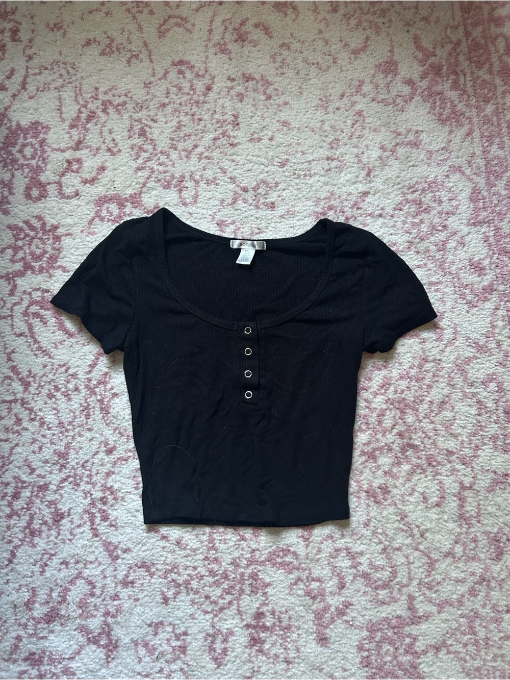 Bozzolo Black Ribbed Scoop Neck Henley Crop Top